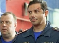 Между двух огней 11-я - 13-я серии